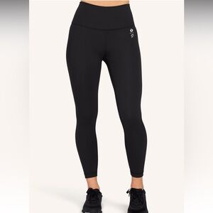 Peloton lululemon Wunder Train High-Rise Tight 25” size 6